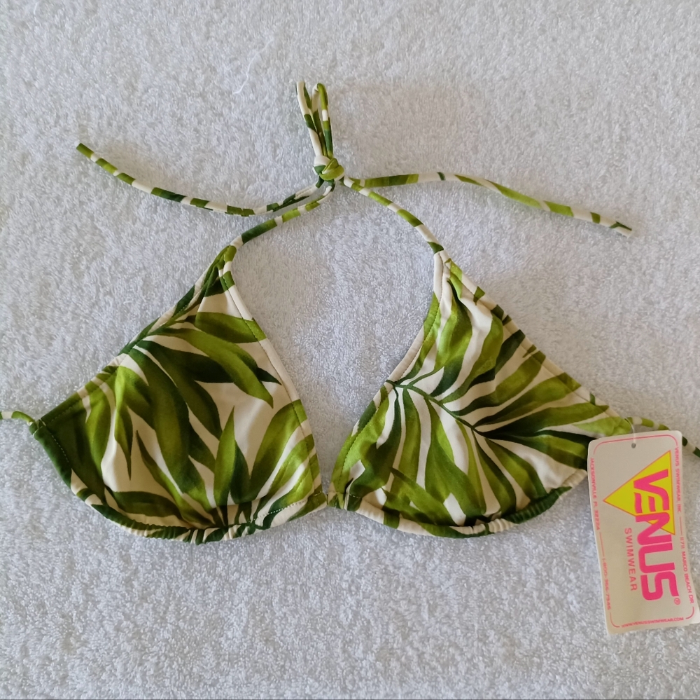 Vintage VENUS Bikini Top, size C